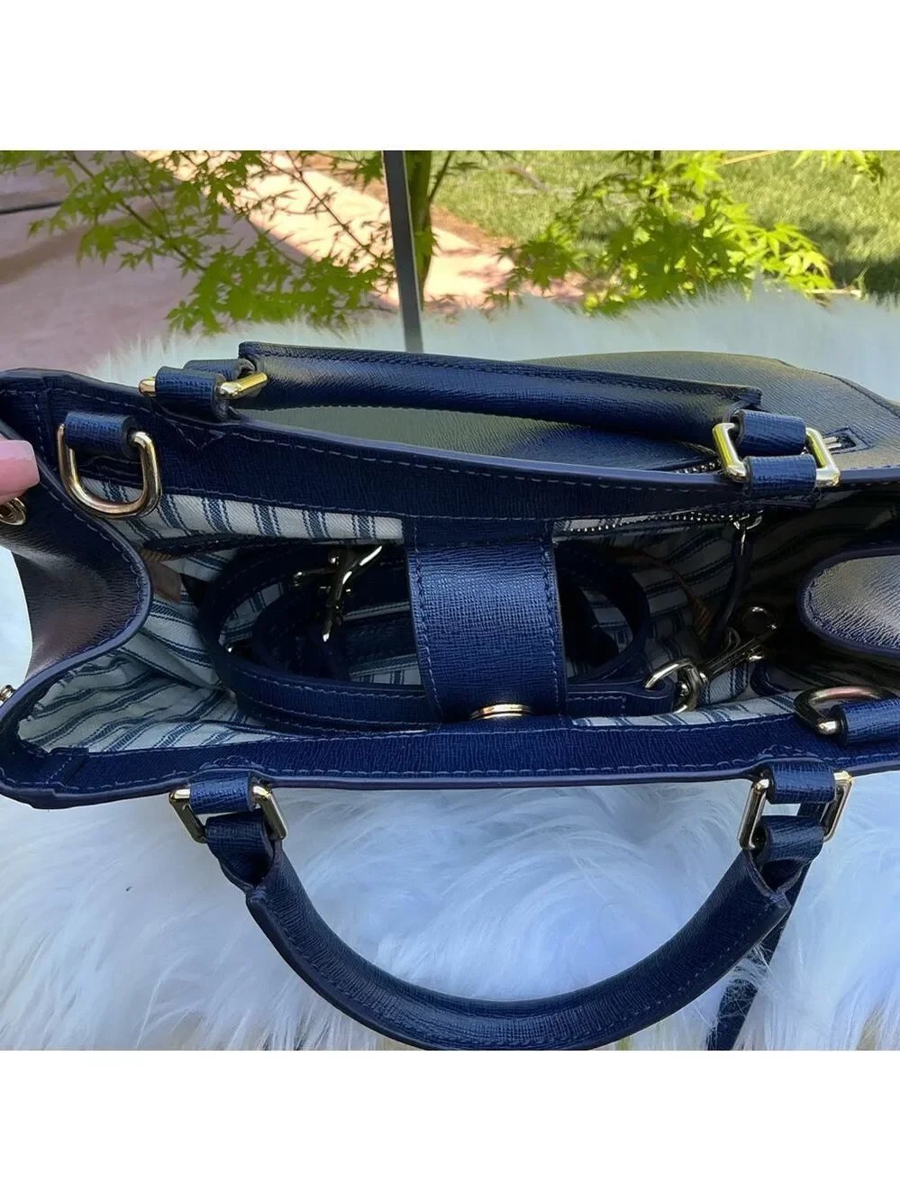 Dooney & Bourke Marine Navy Satchel Saffiano Leather a hand Crossbody Bag